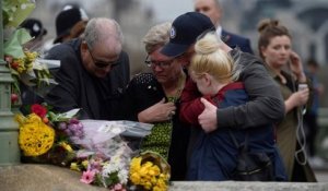 Hommage à Westminster une semaine après l'attentat