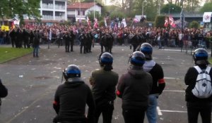 Bayonne : les manifestants anti-FN défient les forces de l'ordre
