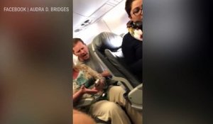 Scandale aux USA: Un passager tiré au sort, sauvagement évacué d'un avion surbooké!
