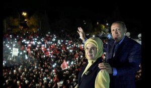 Turquie : le président Erdogan vante une "décision historique” après sa victoire au référendum