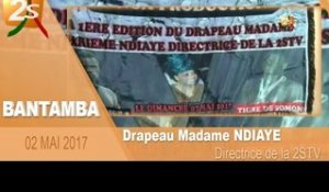 DRAPEAU MADAME NDIAYE DIRECTRICE DE LA 2STV : SIGNATURE DE CONTRAT