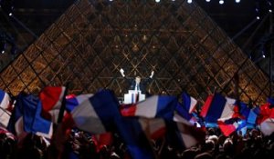 Emmanuel Macron au Louvre: "Je vous servirai avec amour"