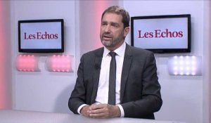 « Pas de privilège accordé à Manuel Valls », répond Christophe Castaner (En Marche)