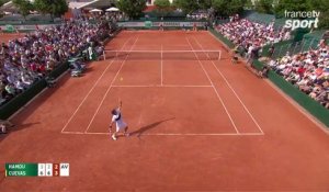 Roland-Garros 2017 : Un modèle de volée amortie signée Pablo Cuevas (6-3, 6-2, 3-2)