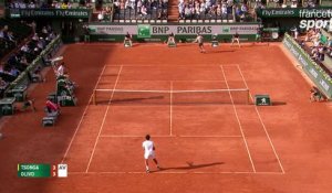 Roland-Garros 2017 : La bonne défense de Tsonga qui sauve sa mise en jeu (3-3)