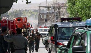 Attentat de Kaboul: le bilan s'alourdit à au moins 80 morts