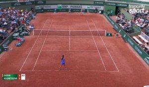Roland-Garros 2017 : Fantastique revers d’Océane Dodin (4-5)