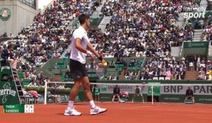 Roland-Garros 2017 : Le passing SPLENDIDE de Dominic Thiem (7-6, 6-3)