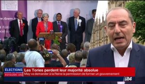 Législatives au Royaume-Uni : Theresa May va demander à la Reine la permission de former un gouvernement