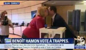 Législatives: quasiment seul, Benoît Hamon vote à Trappes