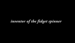 Une étrange vidéo où Einstein semble manipuler un objet semblable à un hand spinner