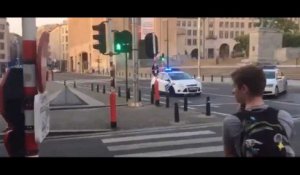 Bruxelles : Un suspect portant une ceinture d'explosifs abattu à la gare centrale (Vidéo)