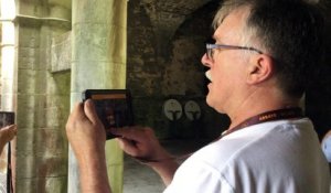 L'abbaye de Villers se dote de tablettes numériques pour replonger dans son passé (Crédit : Fifi)