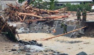 Crues dans le sud du Japon: au moins six morts, 20 disparus