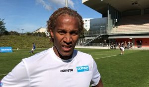 Un match de foot entre anciens du FC Nantes et jeunes migrants et réfugiés