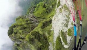 Fou, ce vol en Speedflying dans les montagnes roumaines