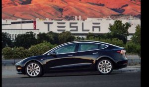 La Tesla Model 3, première voiture électrique à un prix "abordable"
