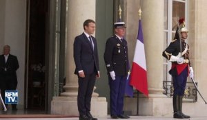 Baisse de popularité pour Macron: une chute inédite sous la Vème République