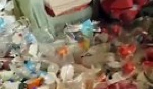 Deux-Sèvres: Un propriétaire découvre et filme son appartement rempli de 4 ans de déchets de son locataire