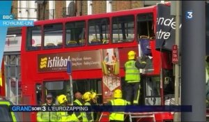 Eurozapping : un bus s'encastre dans un commerce au Royaume-Uni