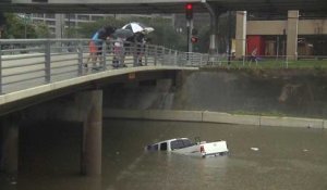 La tempête Harvey provoque d'importantes inondations à Houston
