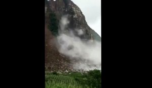 Une montagne entière s'effondre après des pluies torrentielles