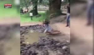 Une fille veut jouer à Tarzan et se ridiculise après une chute (vidéo)