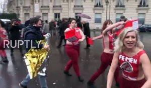 Les Femen s'invitent à "la manifestation pour la vie" et demandent des dons de sperme