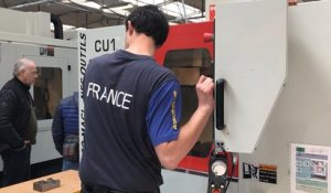 Lycée Cornu vitrine des métiers de l'usinage avec le champion de France