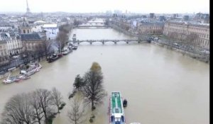 2 minutes de la Seine en crue filmée par un drone