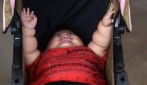 Un bébé mexicain pèse 28 kilos... à dix mois seulement