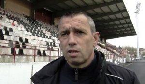 Le coach du FC Martigues Franck Priou avant le déplacement à Sète