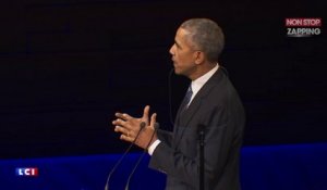 Barack Obama glisse un tacle à Donald Trump lors d'une conférence à Paris (vidéo)