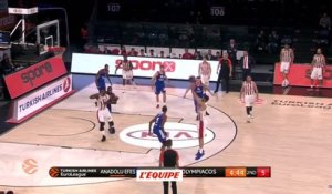 Basket - Euroligue (H) : L'Olympiakos reste au contact