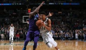 NBA : Les Bucks s'en tirent bien devant Charlotte