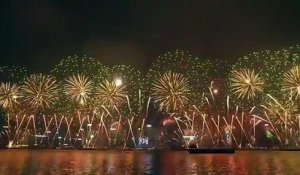 Hong Kong : le feu d'artifice fou du nouvel an 2018 !