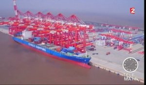 Chine : cargo électrique et port automatique géants