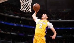NBA : Lonzo Ball colle un énorme dunk dans le Top 10 !