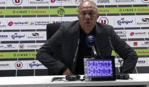 La réaction d'Antoine Kombouaré après EAG-Lyon (0-2)