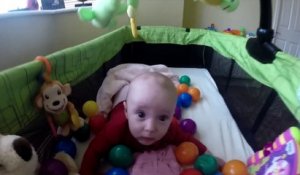 Un Bebe Danse En Couche Culotte Comme Un Pro Sur Orange Videos