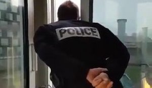 Un policier se moque des détenues de la prison de Bordeaux-Gradignan