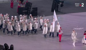 JO 2018 : L'entrée des Russes sous la bannière olympique