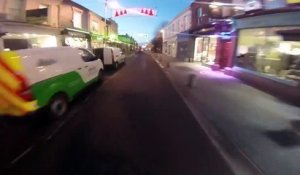 Un cycliste repère un voleur de vélo et le poursuit pour l’arrêter en Irlande