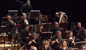 François Morel interprète "Satanée chanson" avec l'Orchestre National de France