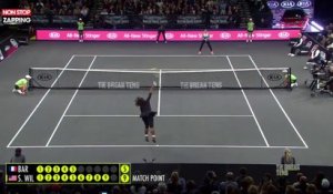 Marion Bartoli de retour, elle joue un match contre Serena Williams (vidéo)