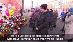 Les habitants de Kemerovo en Sibérie pleurent leurs morts