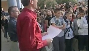 Les Parents D Eleves Au College Henri Wallon De Martigues Sur Orange Videos