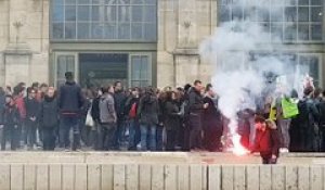 Les étudiants manifestent dans les rues de Lille contre la loi dite «ORE»
