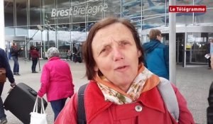 Stop Dublin. Environ 80 manifestants à l'aéroport Brest-Bretagne