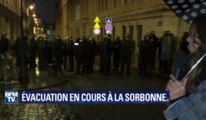Les CRS interviennent à la Sorbonne
